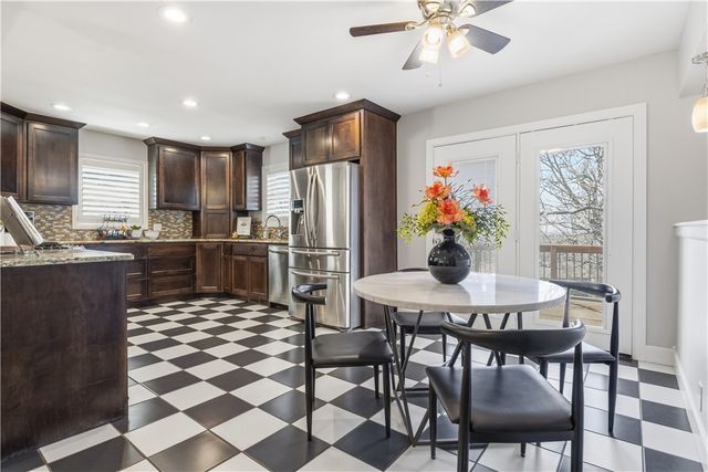 1617 W Shadowridge Drive, Fayetteville, AR 72701