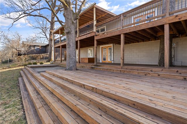 1617 W Shadowridge Drive, Fayetteville, AR 72701