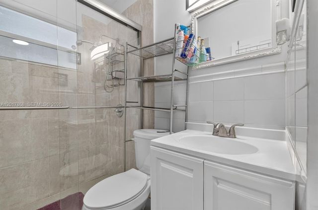726 Phippen Waiters Rd, Dania Beach, FL 33004