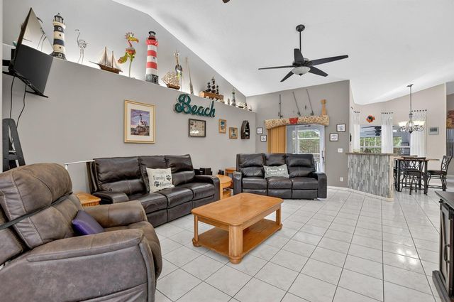 16074 66th Court N, Loxahatchee, FL 33470