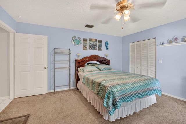 16074 66th Court N, Loxahatchee, FL 33470