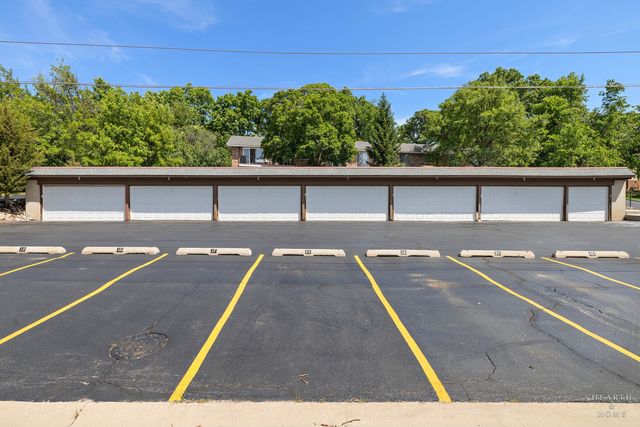 191 Hillcrest Terrace 2A, Bloomingdale, IL 60108