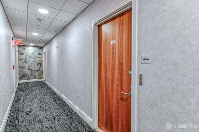 1 Spring Street 2506, New Brunswick, NJ 08901