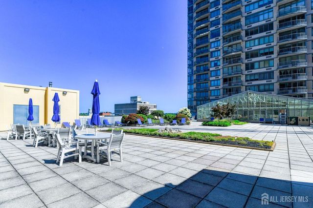 1 Spring Street 2506, New Brunswick, NJ 08901