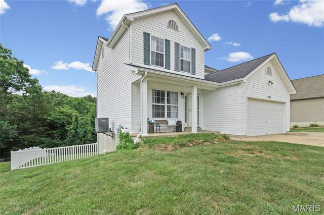 1708 Saint Charles Drive, Hillsboro, MO 63050