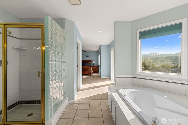 2205 N Devon Avenue, East Wenatchee, WA 98802