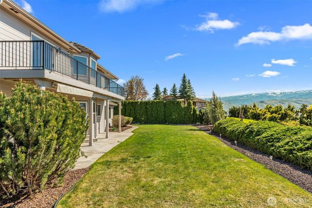 2205 N Devon Avenue, East Wenatchee, WA 98802