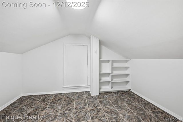 6080 Northrup Drive, Waterford, MI 48329