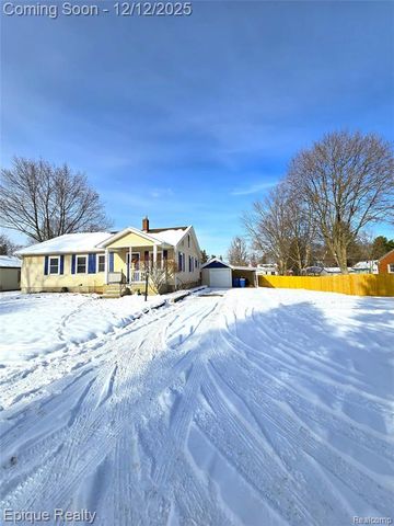 6080 Northrup Drive, Waterford, MI 48329