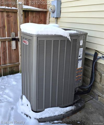 6080 Northrup Drive, Waterford, MI 48329