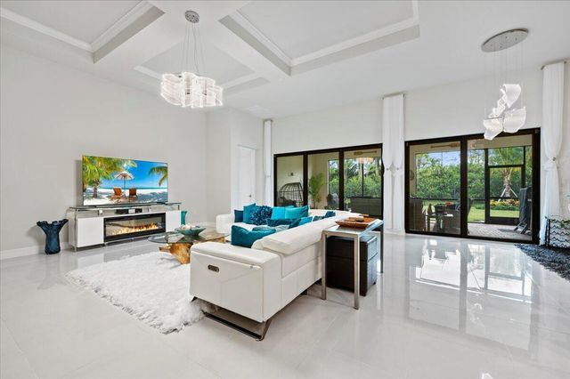 9132 Balsamo Drive, Palm Beach Gardens, FL 33412