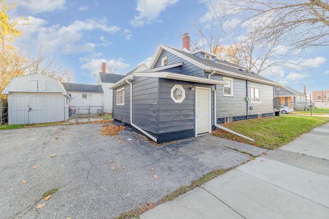 1201 Stanton Street, Bay City, MI 48708