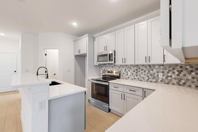 138 Onini CT, Bastrop, TX 78602