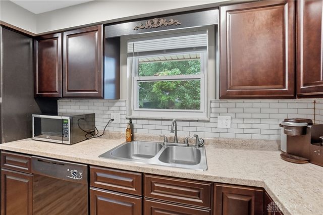 1063 Royalton Drive, Vandalia, OH 45377