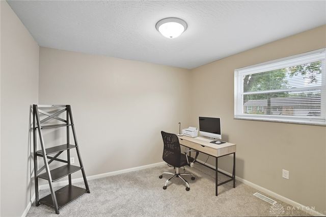 1063 Royalton Drive, Vandalia, OH 45377