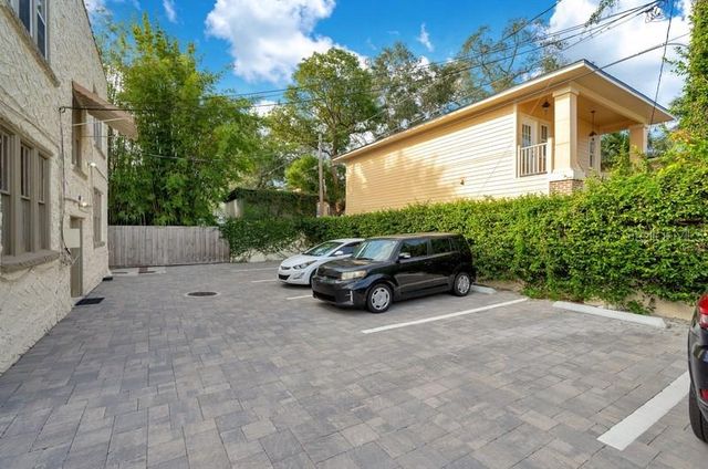 613 E RIDGEWOOD STREET 2, Orlando, FL 32803