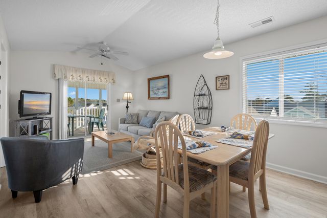 215 Landing Rd Apt I, North Myrtle Beach, SC 29582