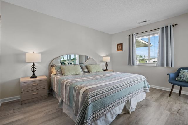 215 Landing Rd Apt I, North Myrtle Beach, SC 29582