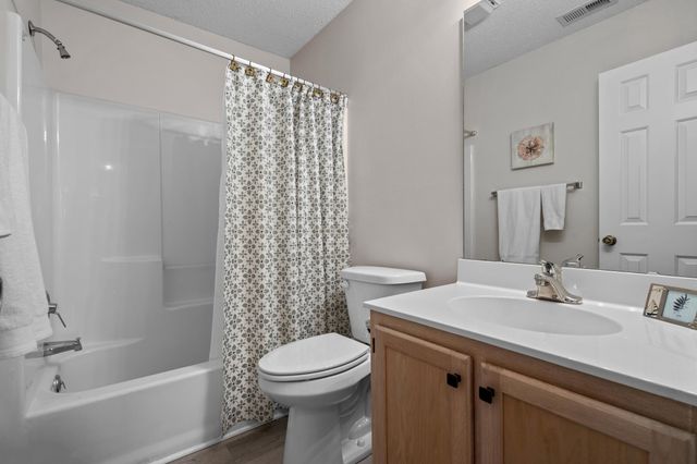 215 Landing Rd Apt I, North Myrtle Beach, SC 29582