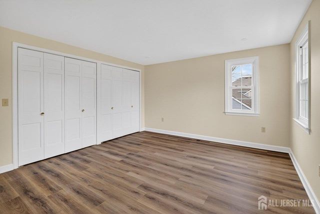 8 Sussex Way, Monroe, NJ 08831