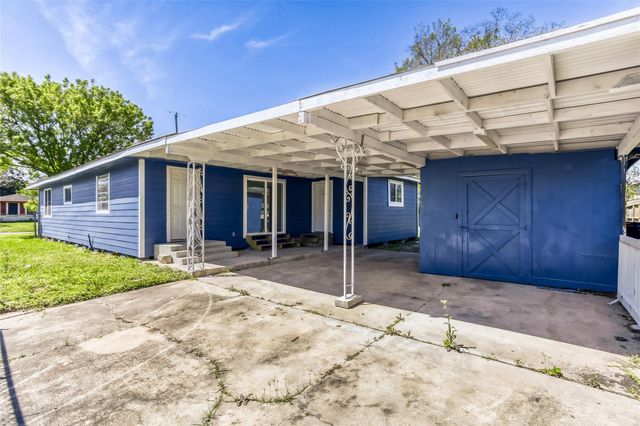 4843 Bricker Street, Houston, TX 77033