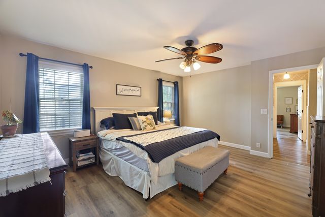 112 Deerfield Dr, Columbia, TN 38401