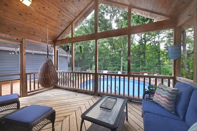 112 Deerfield Dr, Columbia, TN 38401