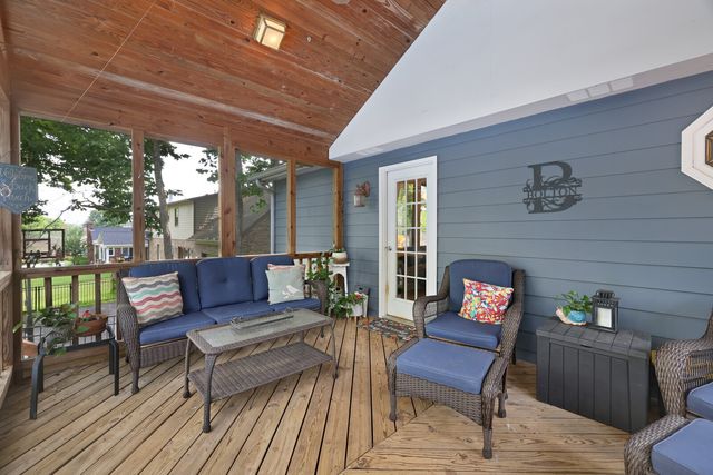 112 Deerfield Dr, Columbia, TN 38401