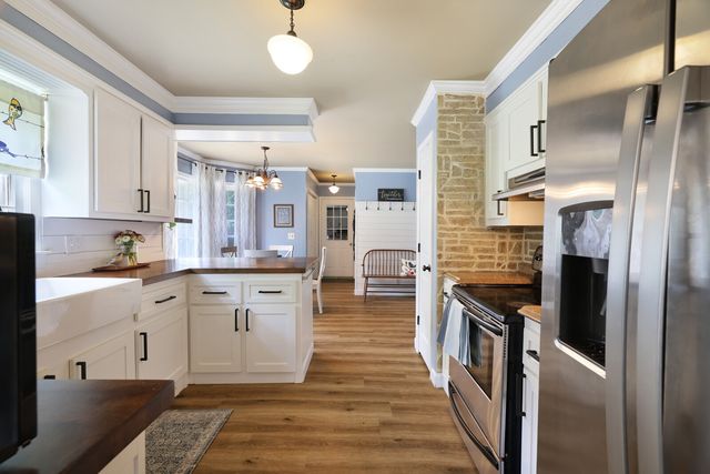 112 Deerfield Dr, Columbia, TN 38401