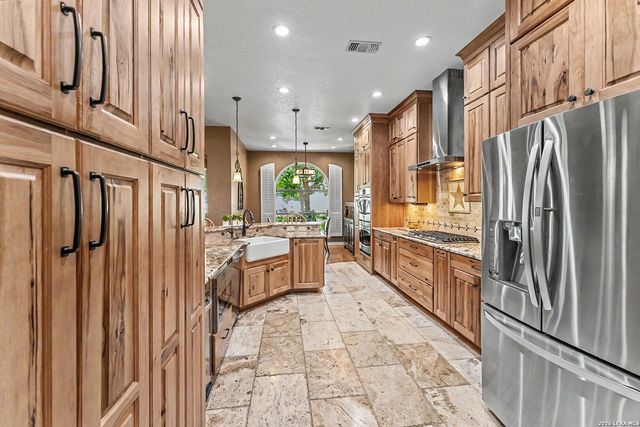 1379 COUNTY ROAD 4516, Castroville, TX 78009