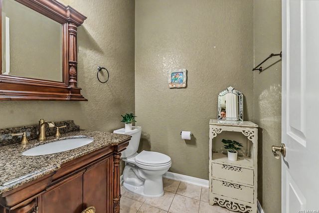 1379 COUNTY ROAD 4516, Castroville, TX 78009