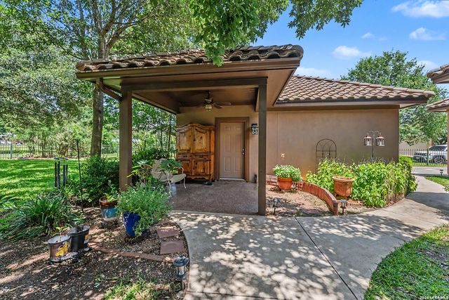 1379 COUNTY ROAD 4516, Castroville, TX 78009