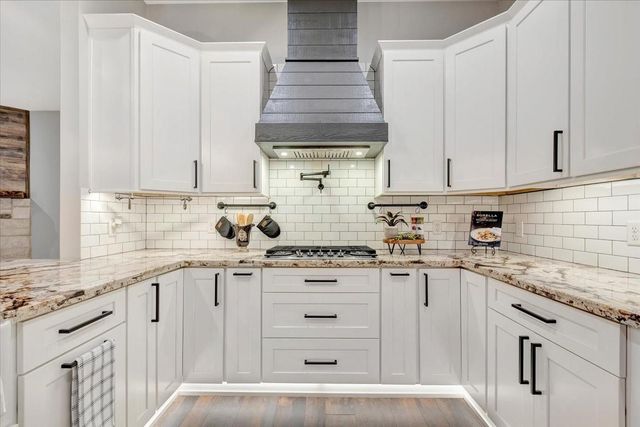 7214 Avenue L, Santa Fe, TX 77510