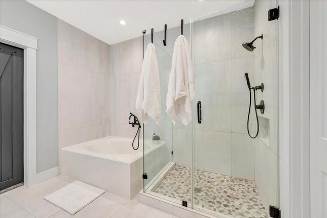 7214 Avenue L, Santa Fe, TX 77510