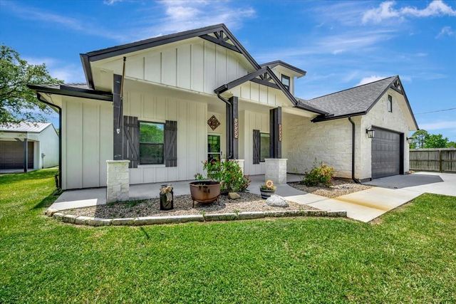 7214 Avenue L, Santa Fe, TX 77510