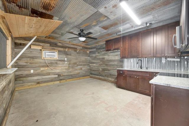 7214 Avenue L, Santa Fe, TX 77510