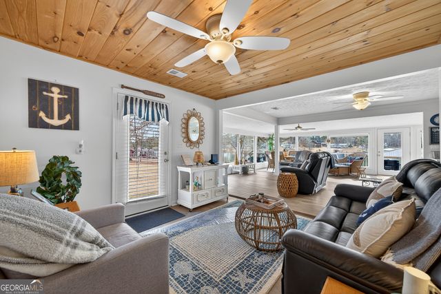 285 Clubhouse Road, Eatonton, GA 31024