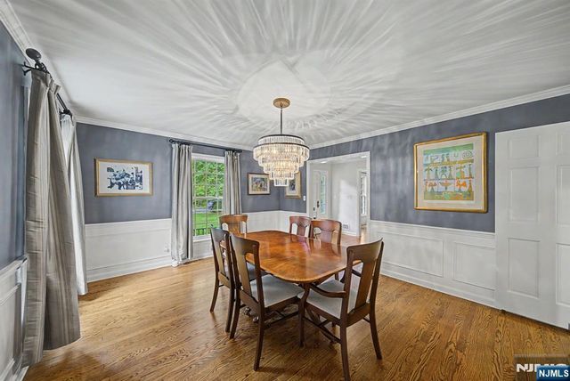 22 Birchwood Place, Tenafly, NJ 07670