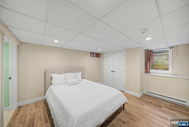 22 Birchwood Place, Tenafly, NJ 07670