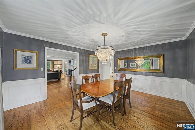22 Birchwood Place, Tenafly, NJ 07670