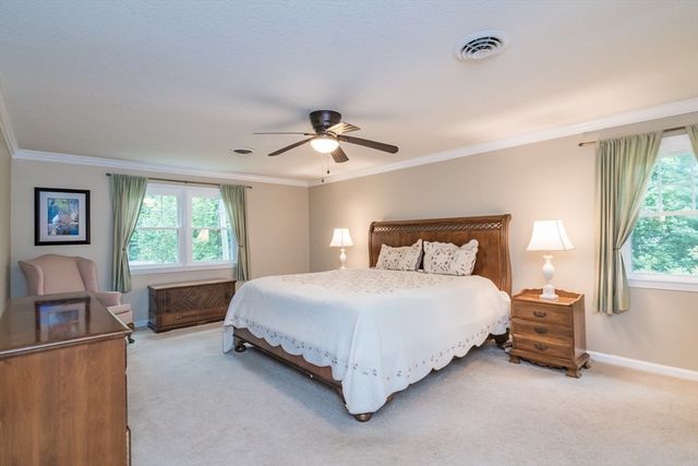 42 Elizabeth Cir, Longmeadow, MA 01106