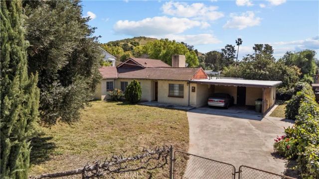 10514 Penrose, Sun Valley, CA 91352