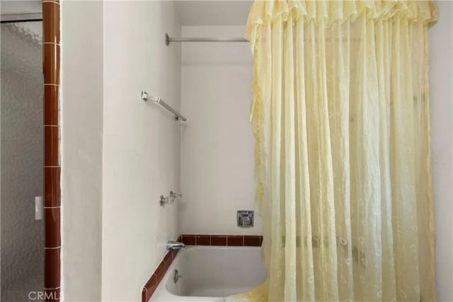 10514 Penrose, Sun Valley, CA 91352