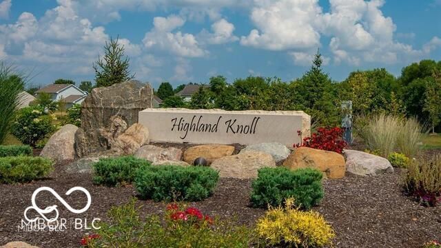 956 Ridge Rock Lane, Bargersville, IN 46106