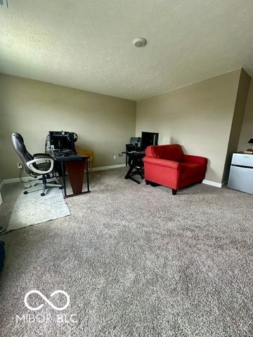 956 Ridge Rock Lane, Bargersville, IN 46106