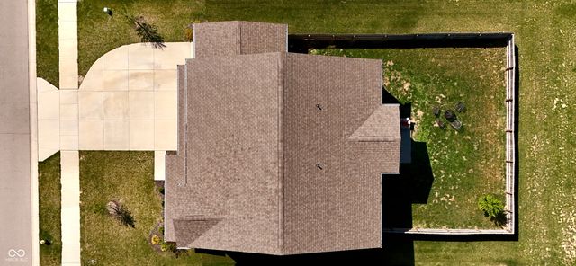 956 Ridge Rock Lane, Bargersville, IN 46106