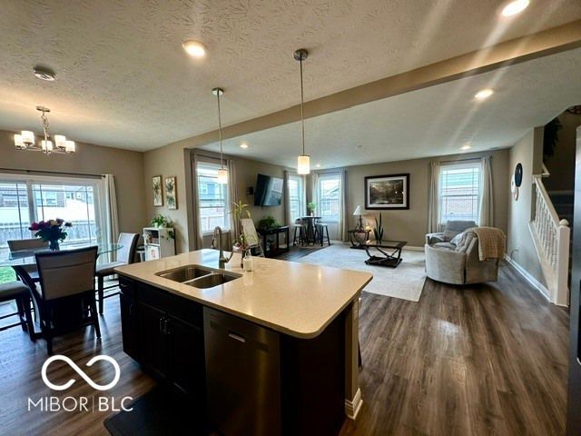 956 Ridge Rock Lane, Bargersville, IN 46106