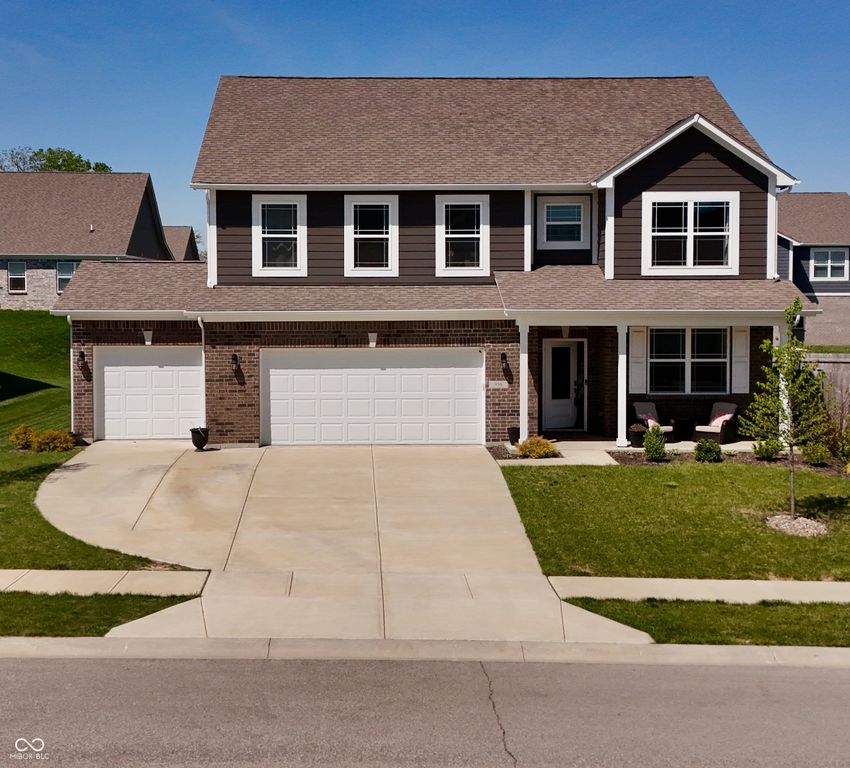 956 Ridge Rock Lane, Bargersville, IN 46106