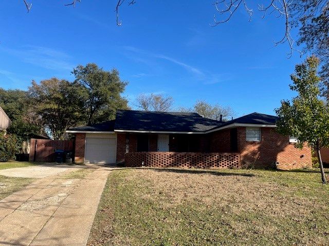 1613 Martel Avenue, Fort Worth, TX 76103