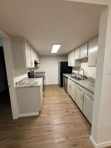 1505 W Pearl Street 9, Granbury, TX 76048